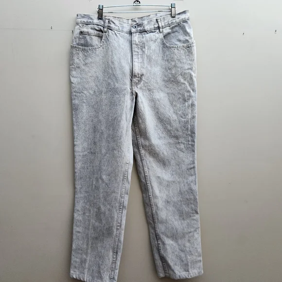 Vintage Britt Grey Acid Wash Jeans - Picture 3 of 6